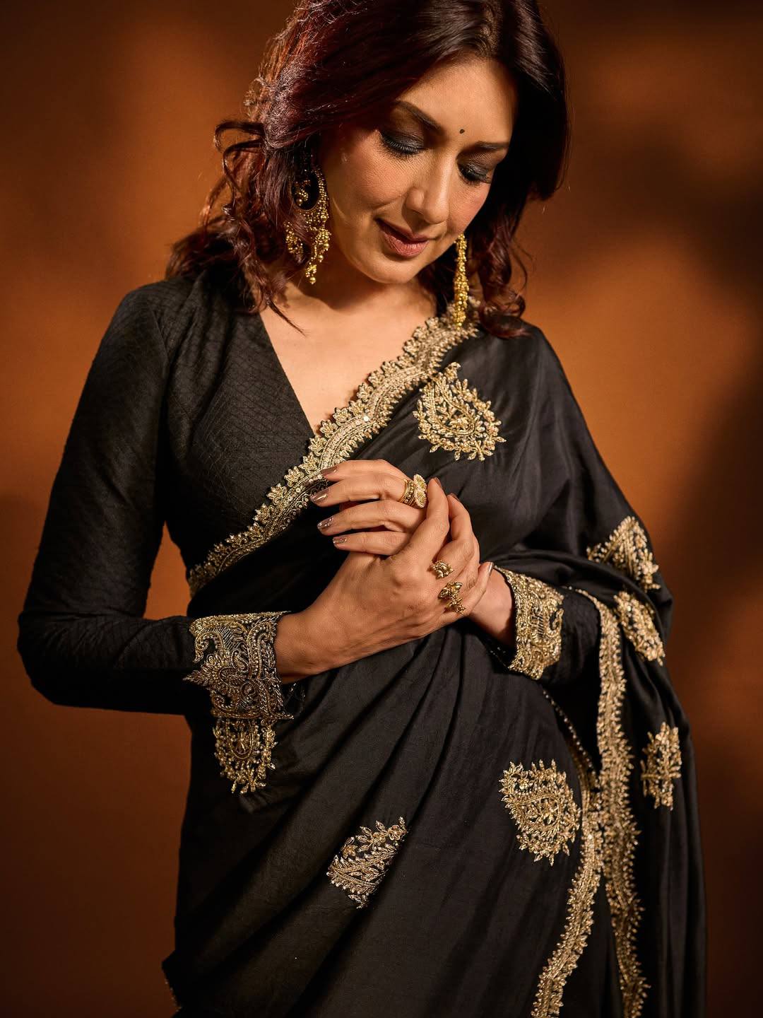 Black Bollywood Rangoli Crush Silk Saree