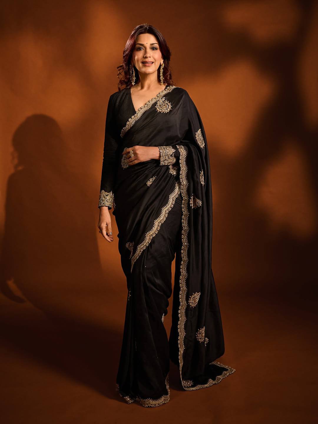 Black Bollywood Rangoli Crush Silk Saree