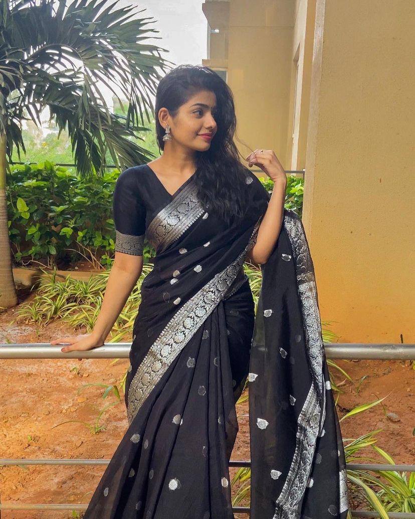 Black Traditional Wedding Wear Linen Saree