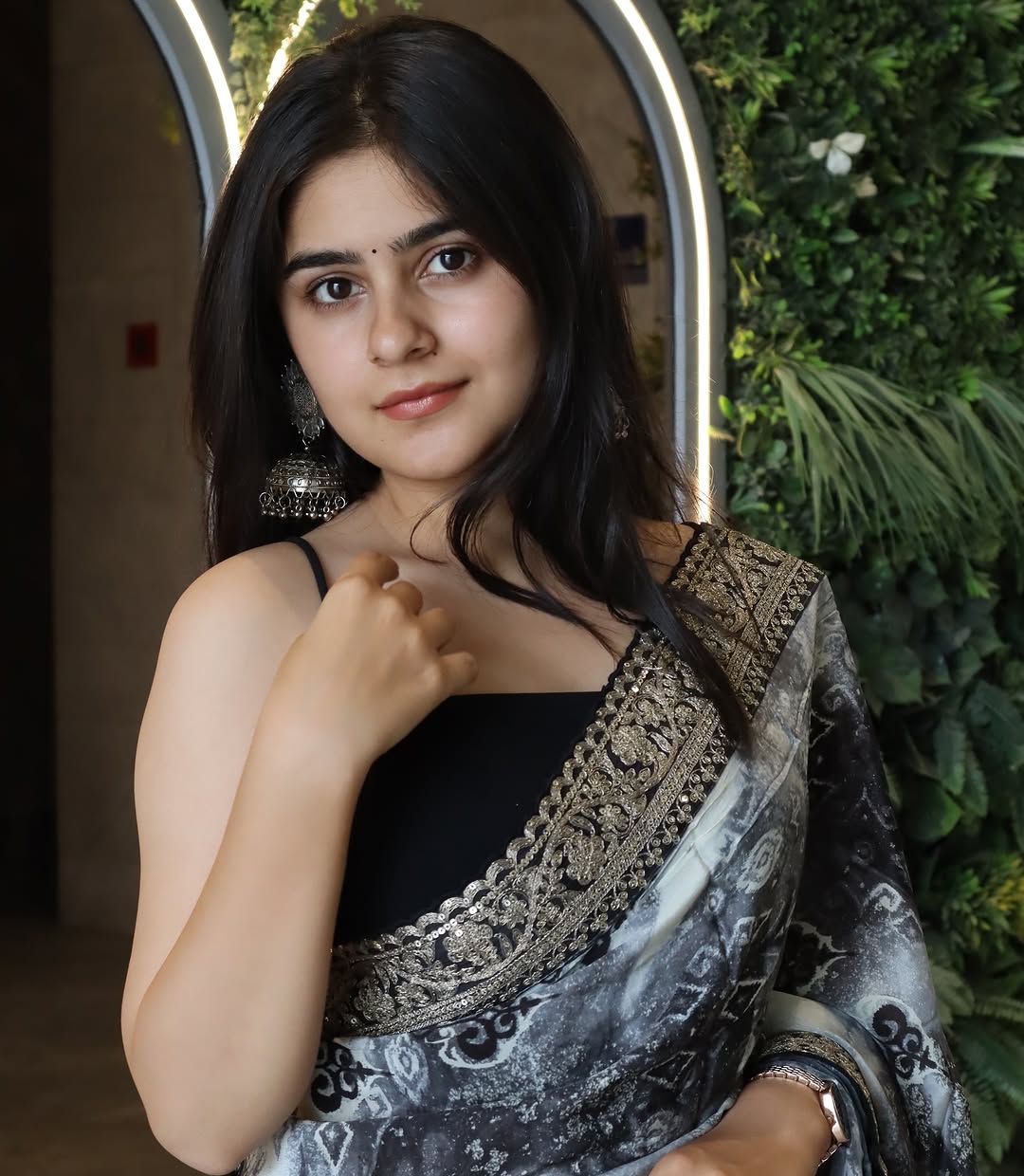 Black & White Digital Printed Georgette Saree