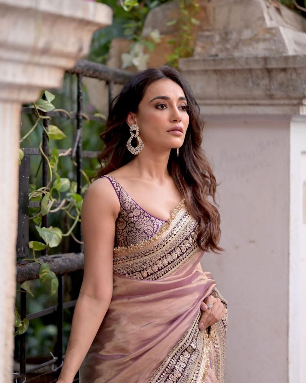 Bollywood Designer Party Wear Twill Net Saree