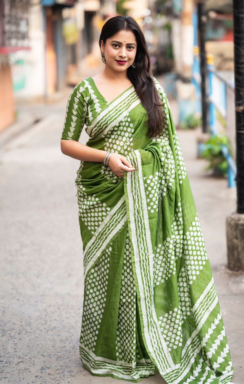 Green Chanderi Cotton Batik Printed Saree