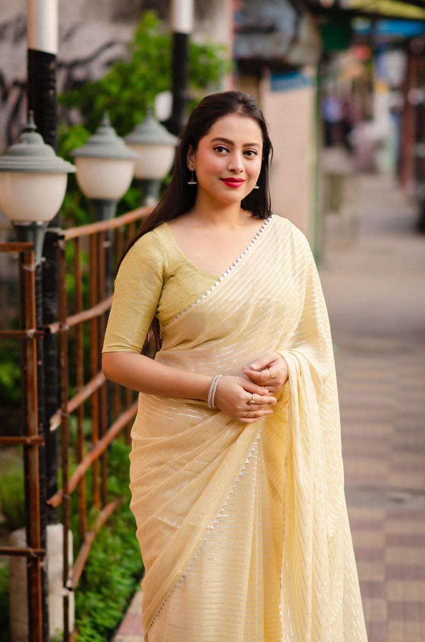 Cream Stylish Chiffon Saree