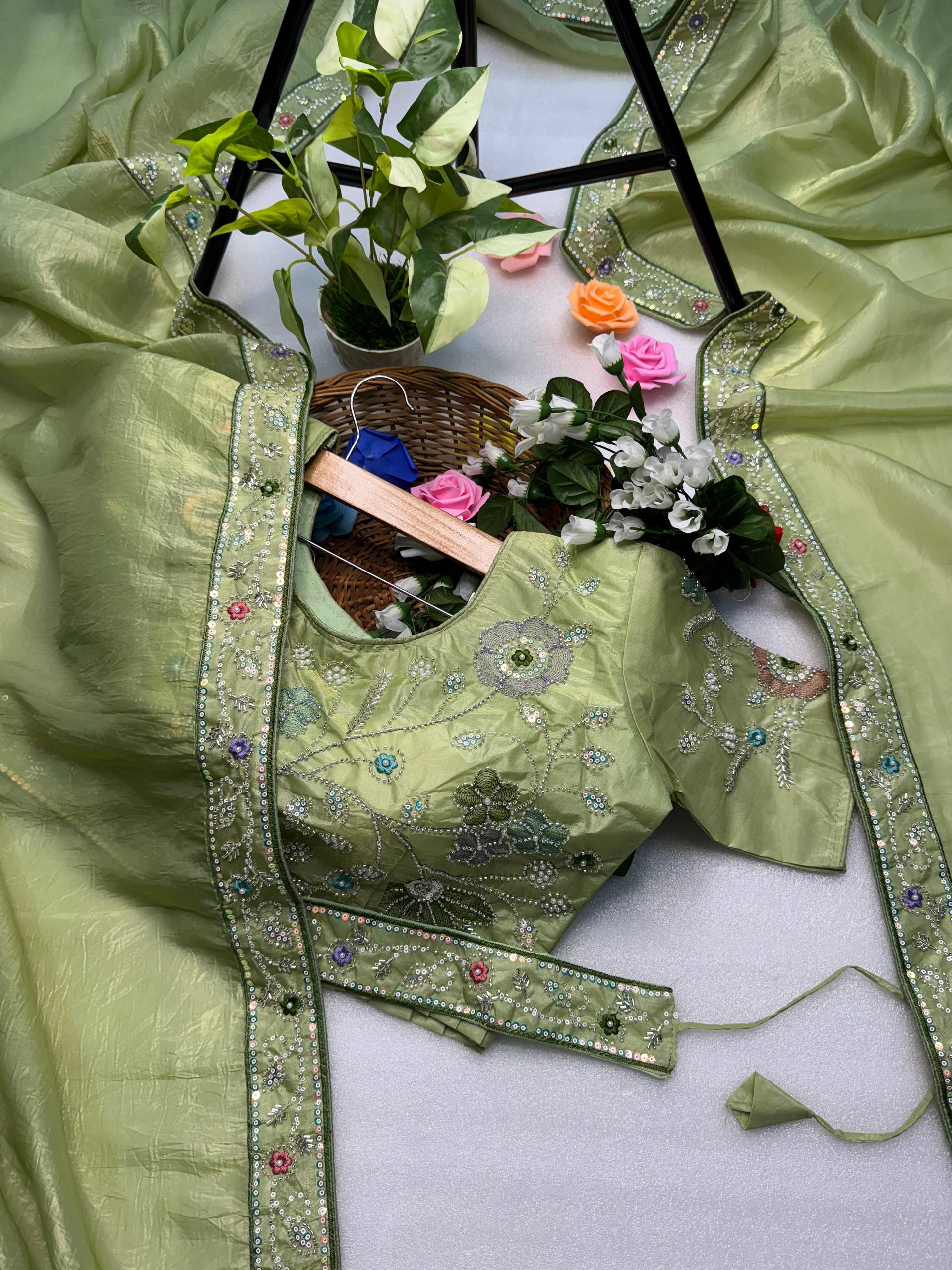 Designer Gold Crunchy Saree With Color Option