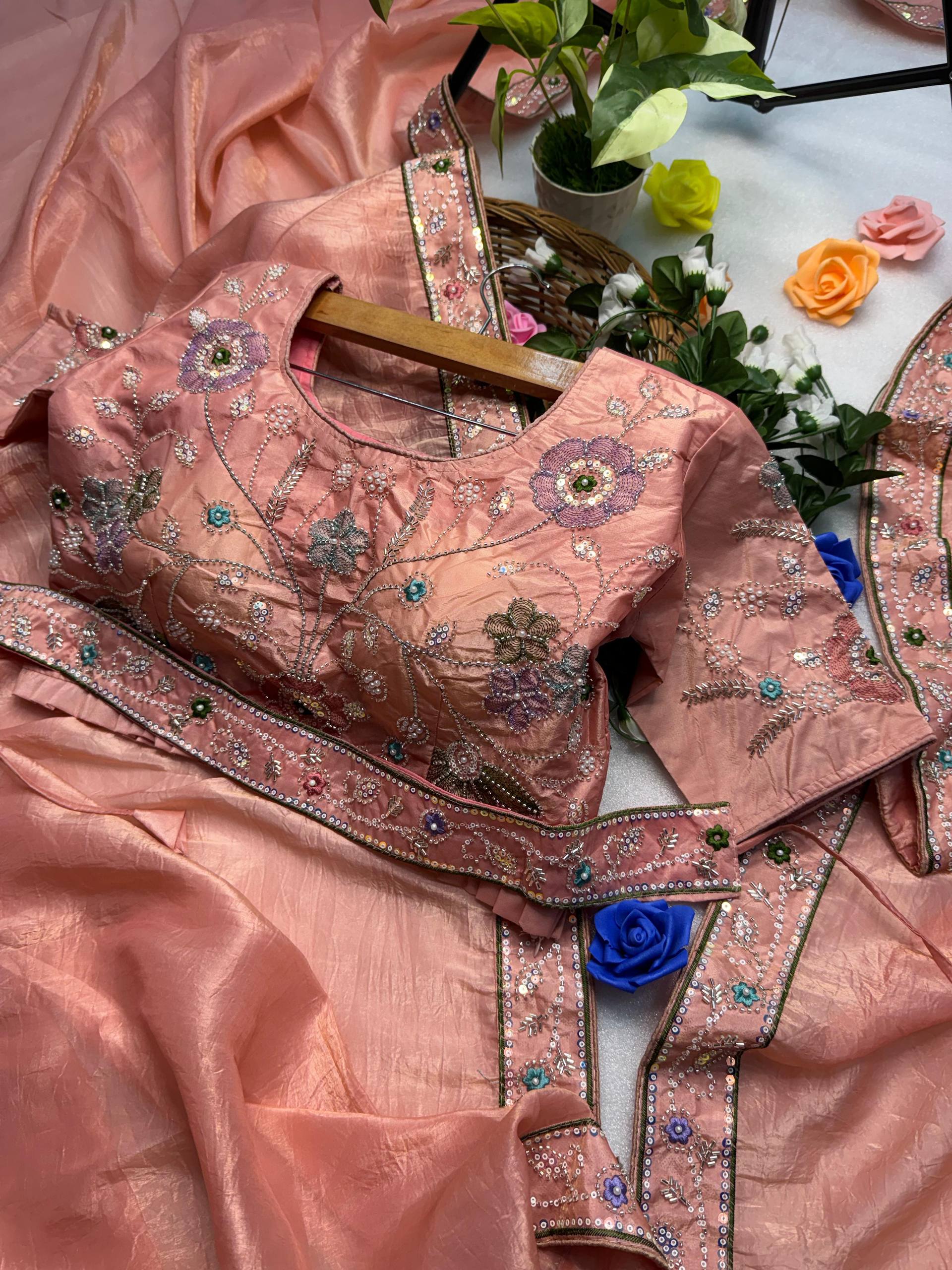 Designer Gold Crunchy Saree With Color Option