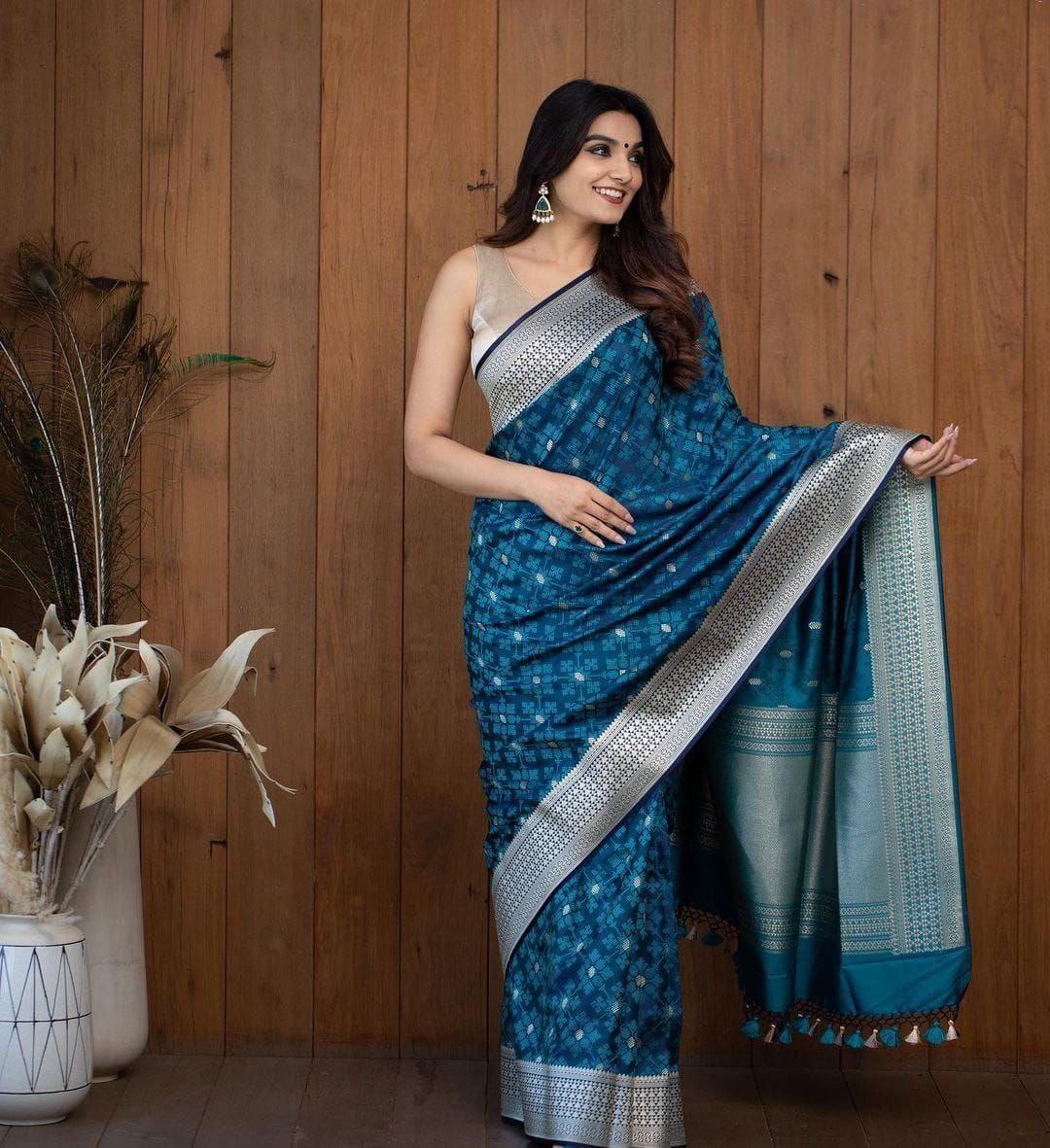 Designer Soft Lichi Silk Saree