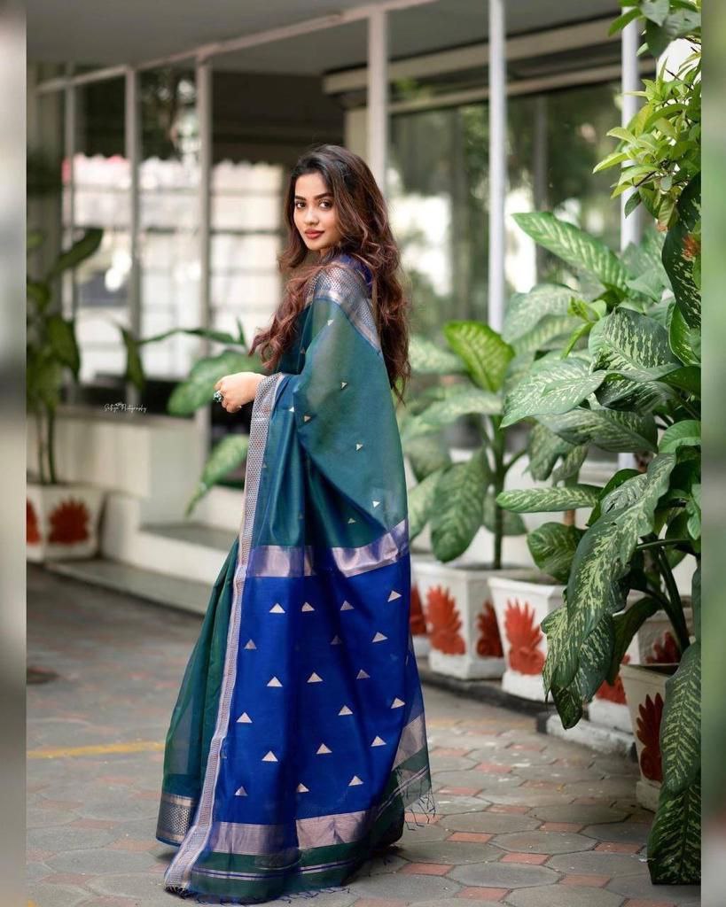 Designer Soft Lichi Silk Saree