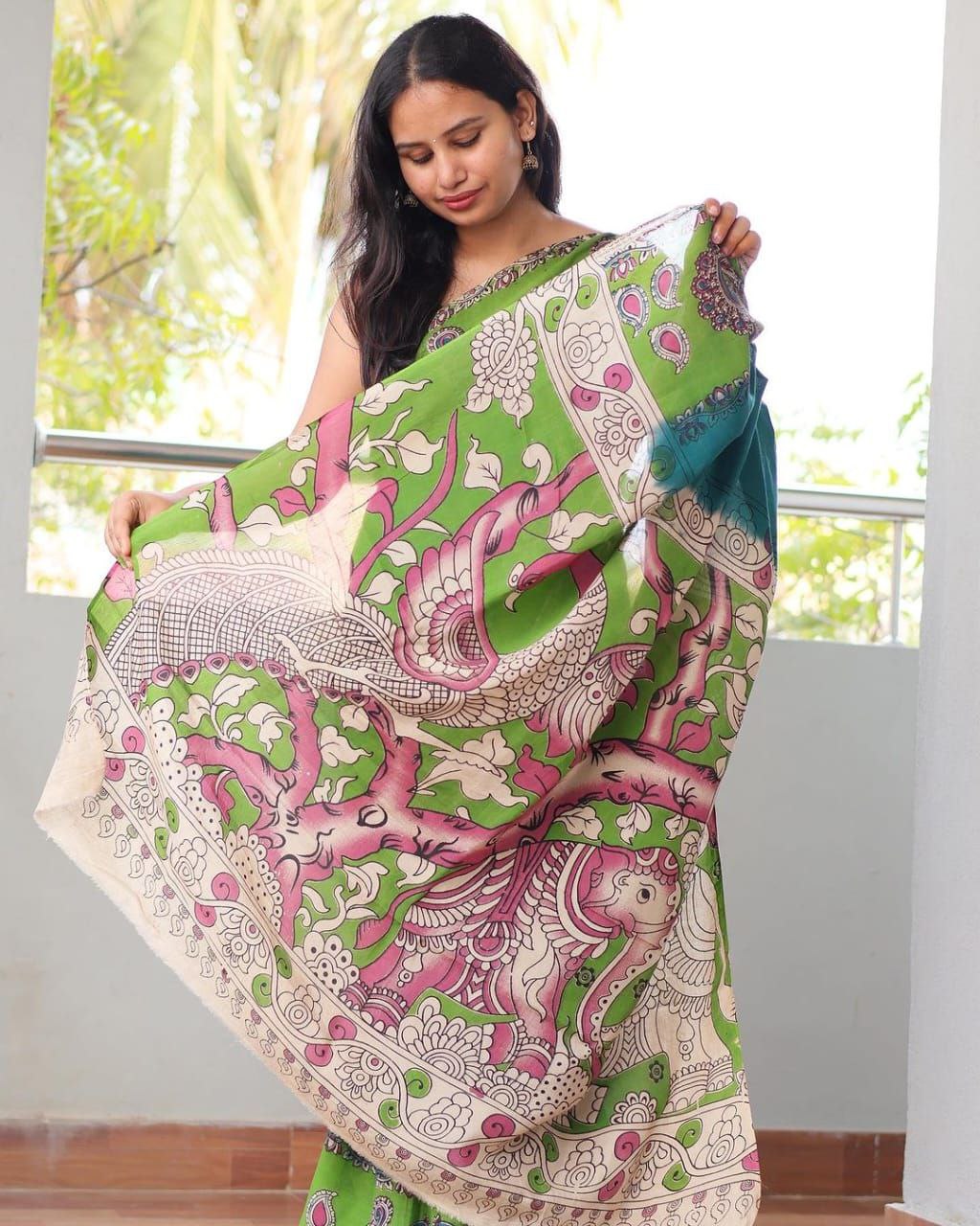 Digital Printed Linen Saree