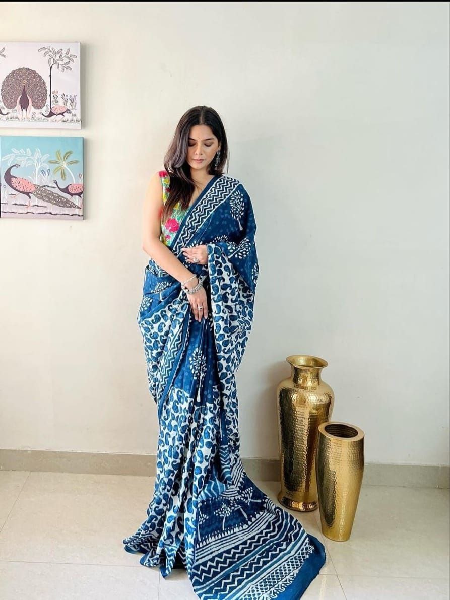 Digital Printed Linen Saree