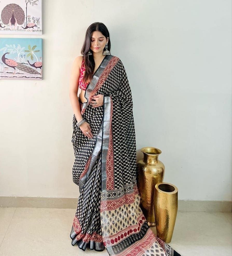 Digital Printed Linen Saree