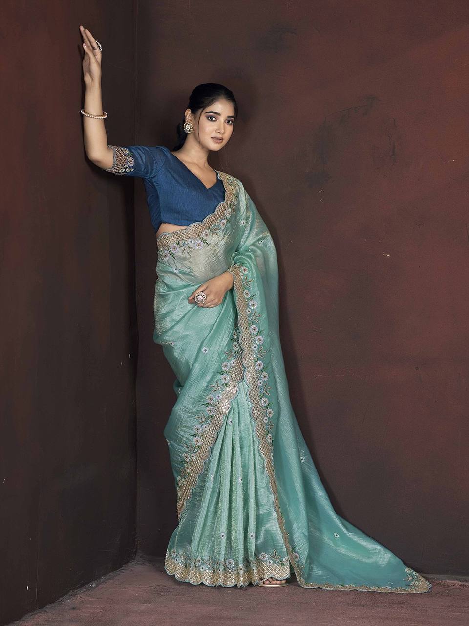 Fancy Gold Crunchy Saree