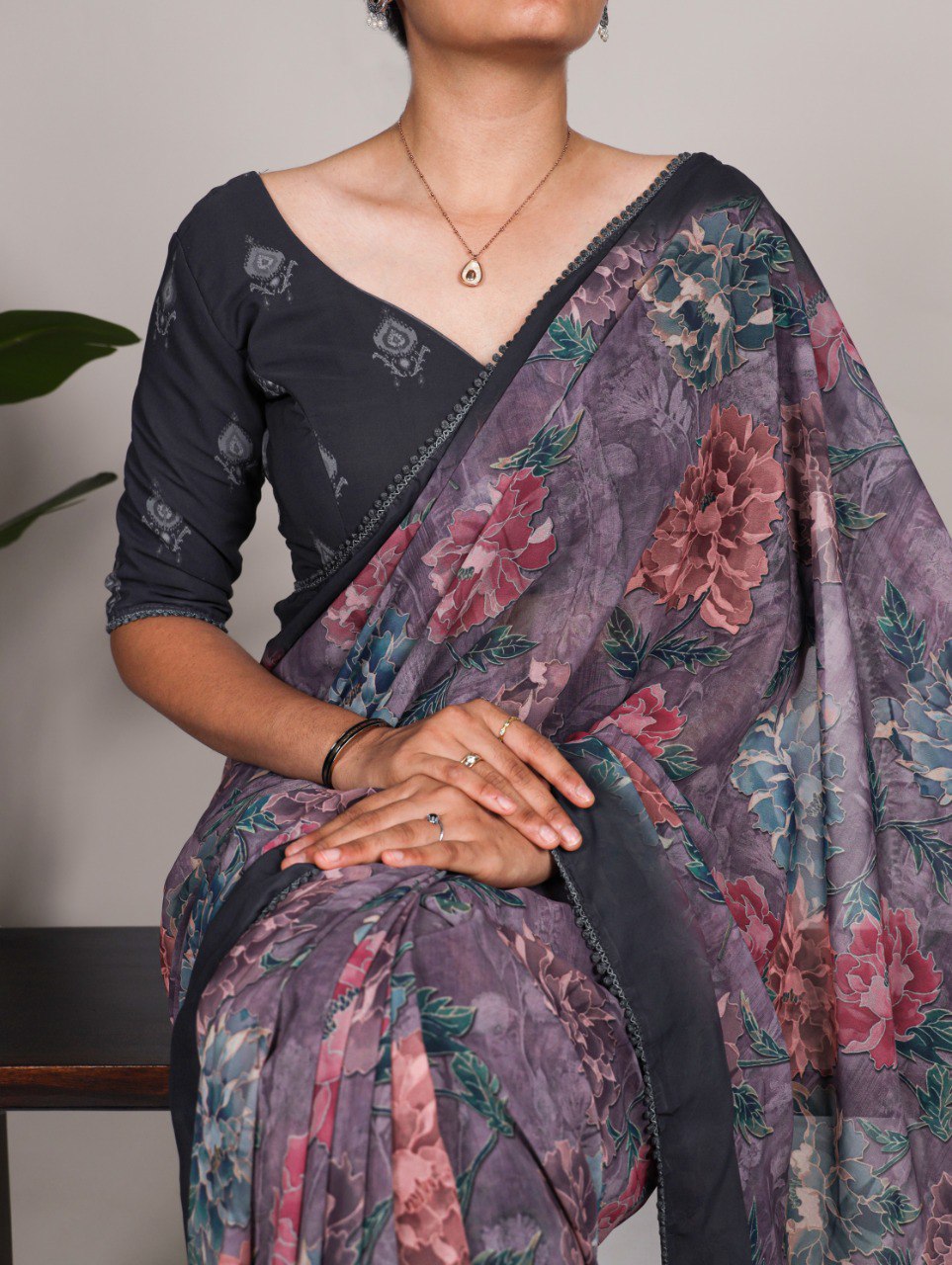 Floral Printed Georgette Saree