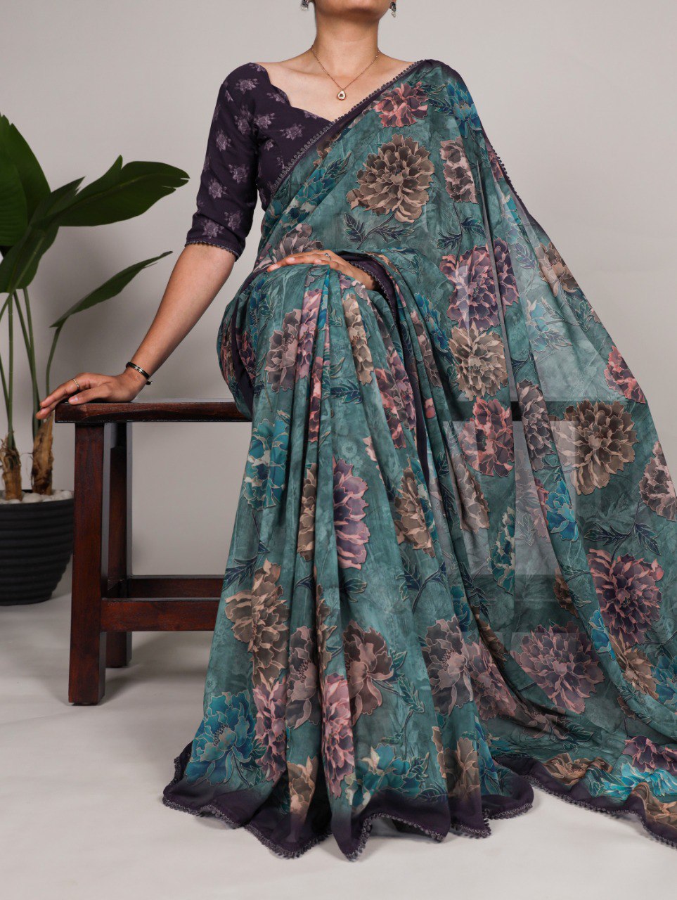 Floral Printed Georgette Saree