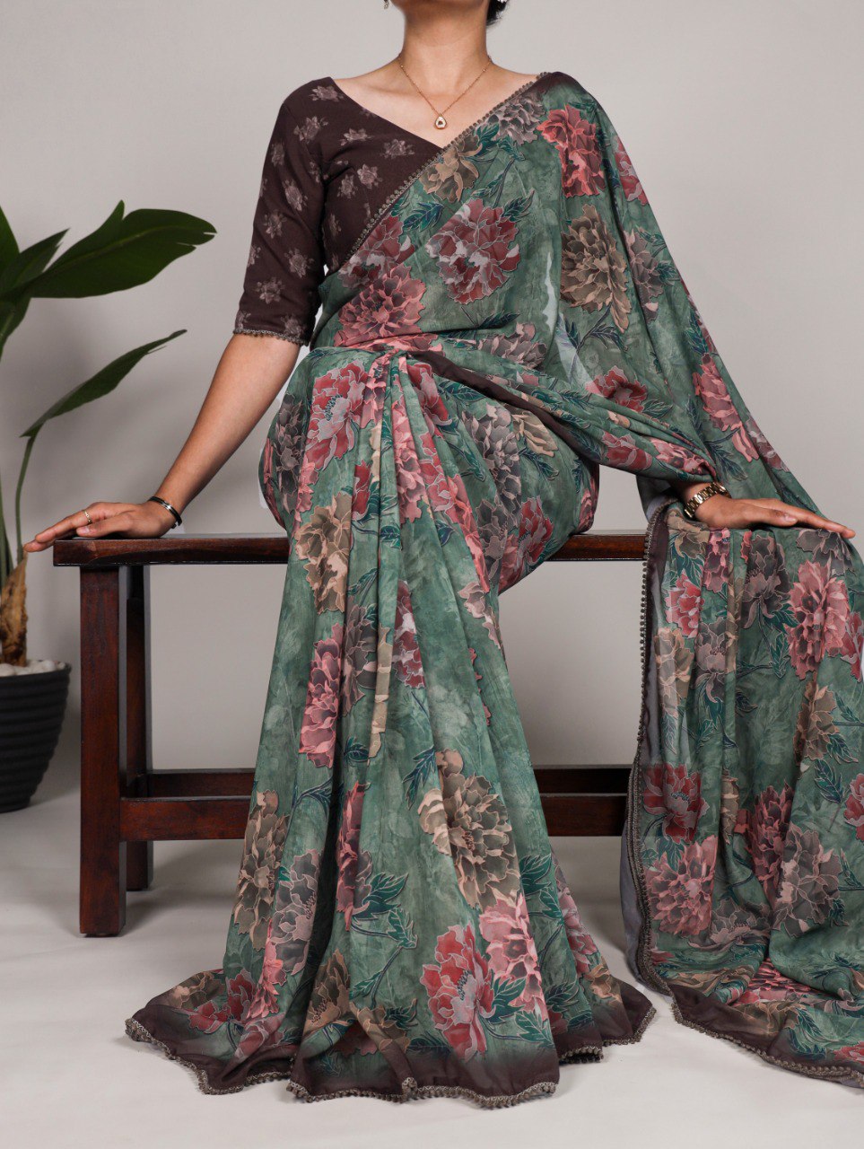 Floral Printed Georgette Saree