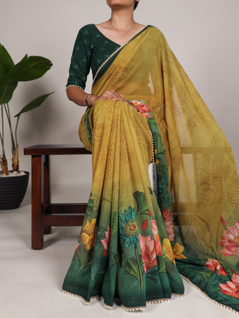 Floral Printed Georgette Saree