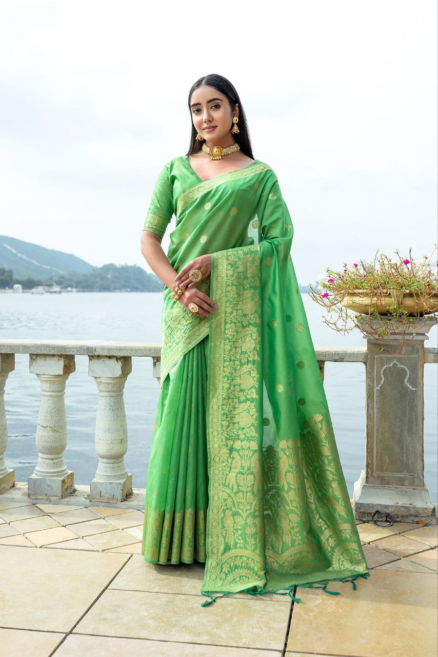 Green Wedding Wear Soft Silk Saree