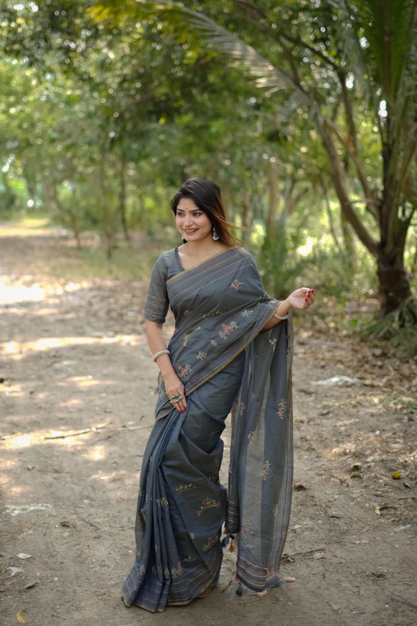 Gray Khadee Tussar Silk Saree