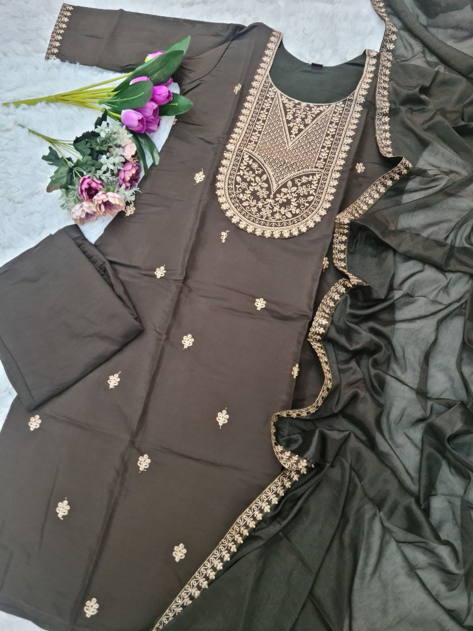 Mahendi Chanderi Silk Kurta Set With Dupatta