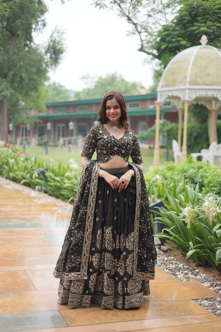 Mehendi Wedding Wear Lehenga Choli