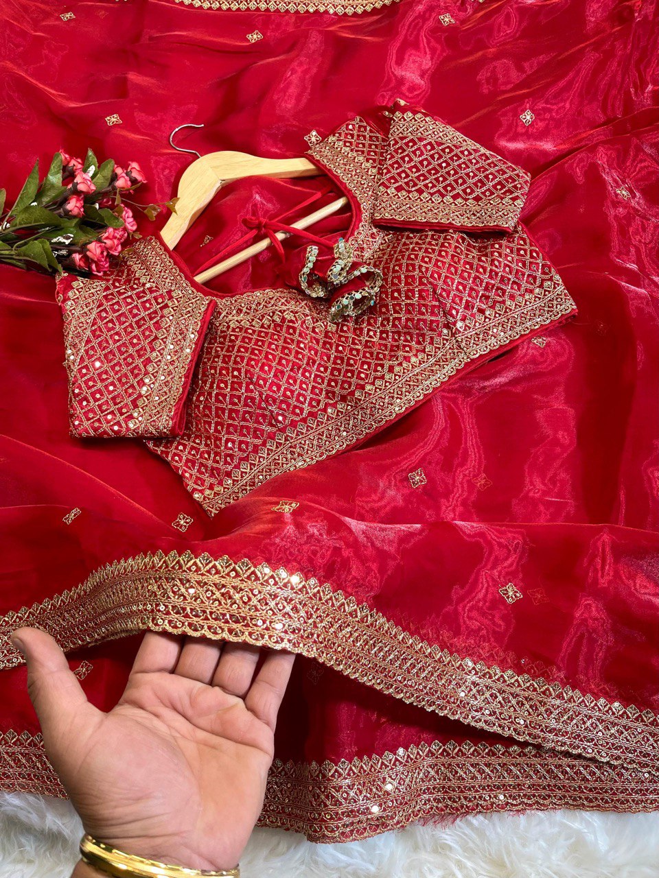 Metallic Pink Stylish Zimmy Choo Silk Saree