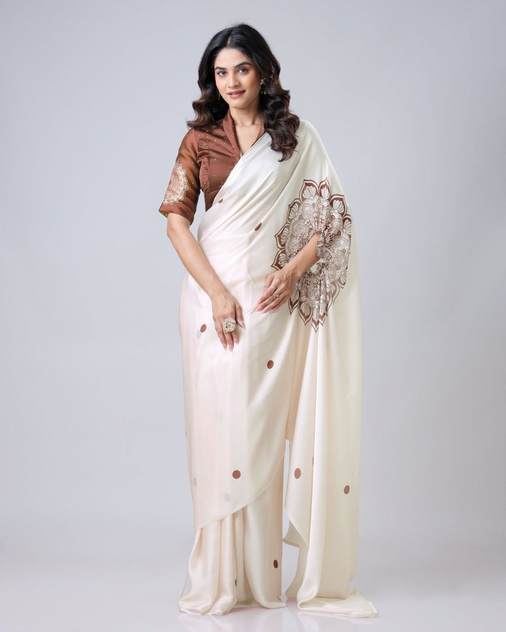 New Hands Free Satin Georgette Saree In Off White