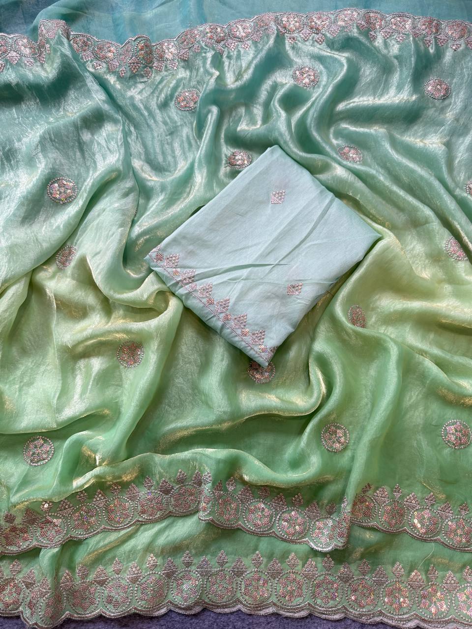 Pista & Sky Fandy Chiffon Saree
