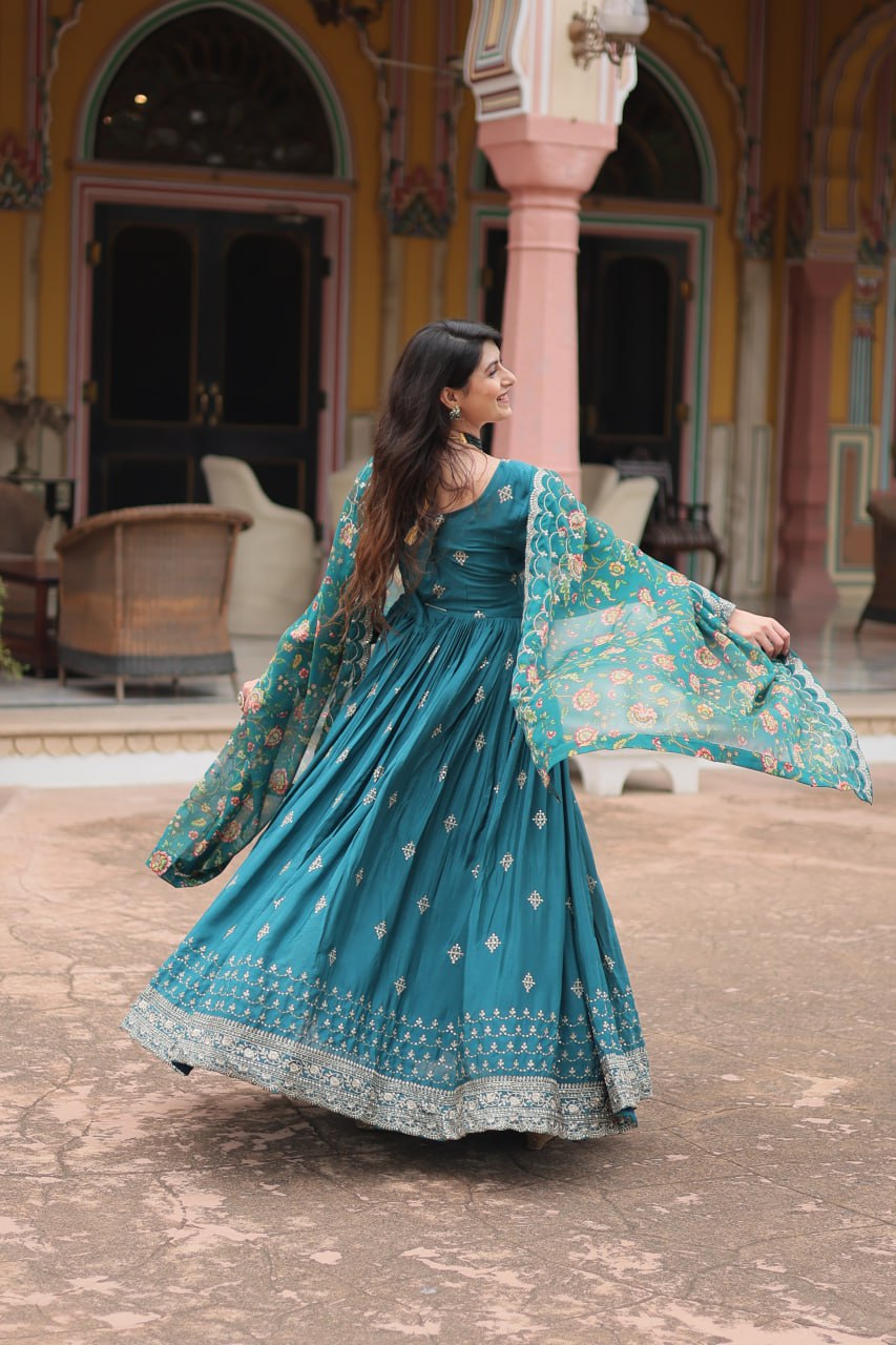 Dress with dupatta online outlet