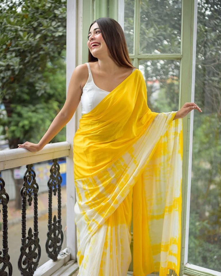 Stylish Digital Printed Linen Saree