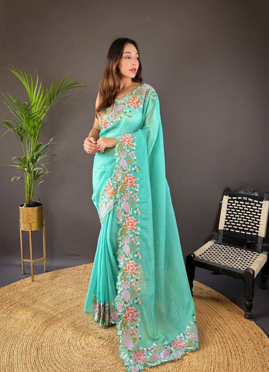 Stylish Gloassy Silk Saree