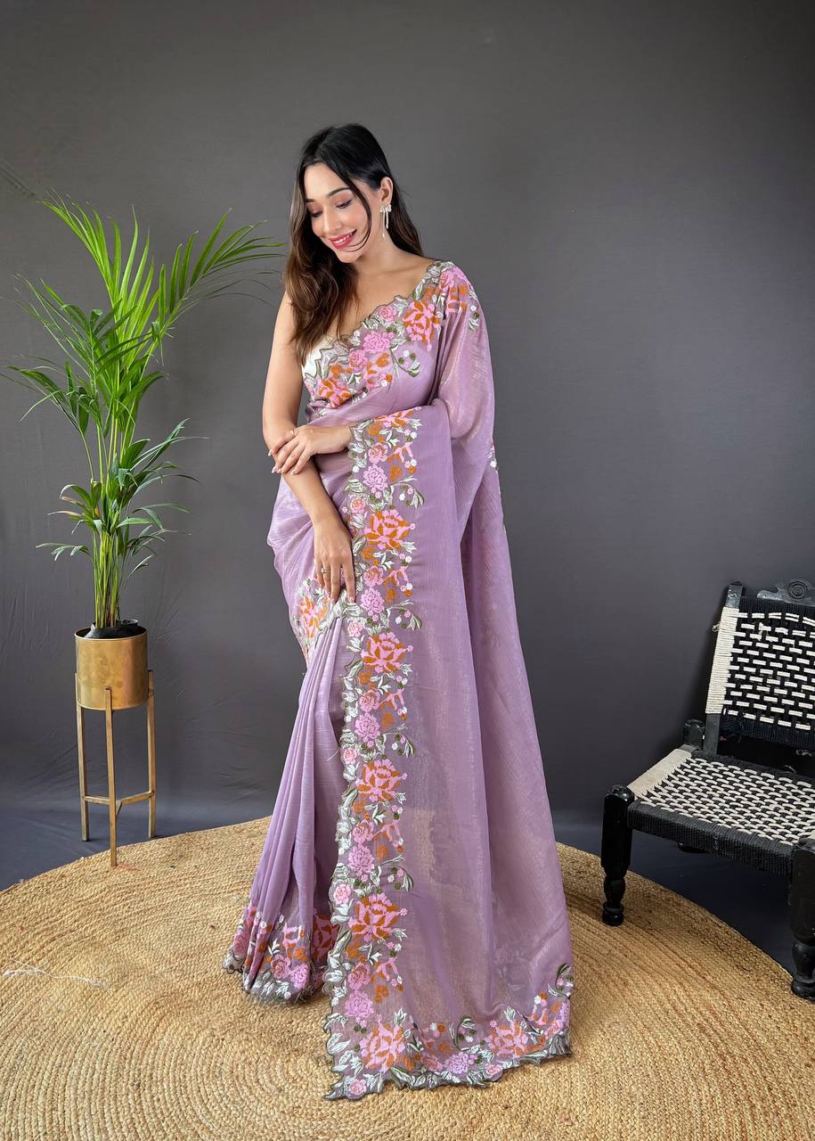 Stylish Gloassy Silk Saree