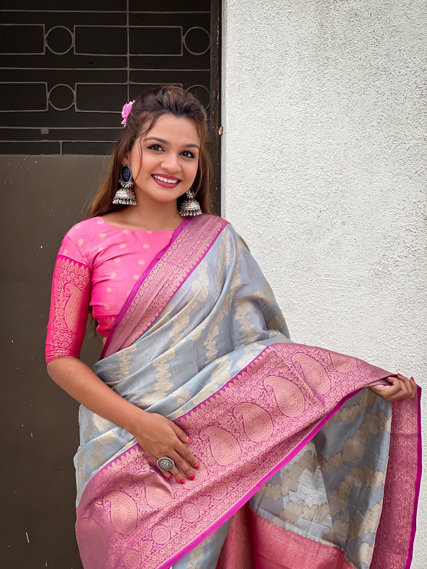 Gray Traditional Kanjivaram Tissue Pattu Saree