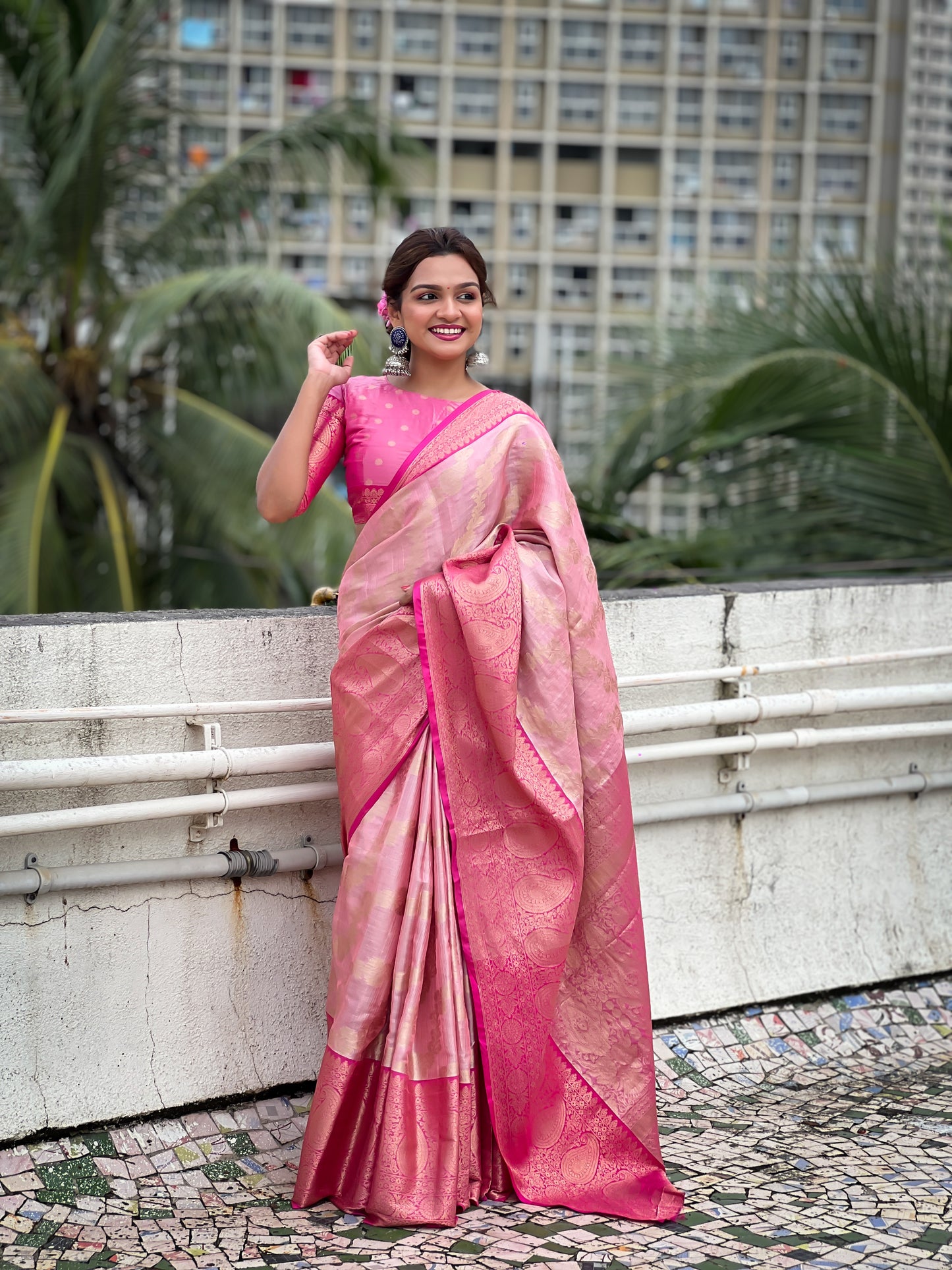 Pink Traditional Kanjivaram Tissue Pattu Saree