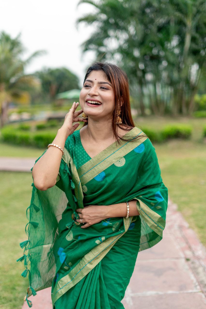 Green Traditional Linen Silk Saree