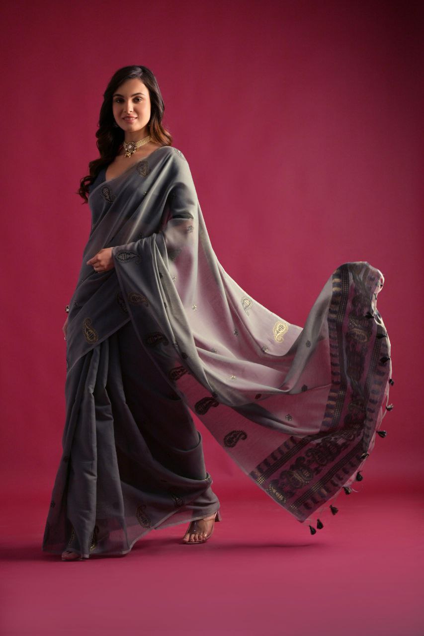 Gray Traditional Soft Mul Cotton Saree