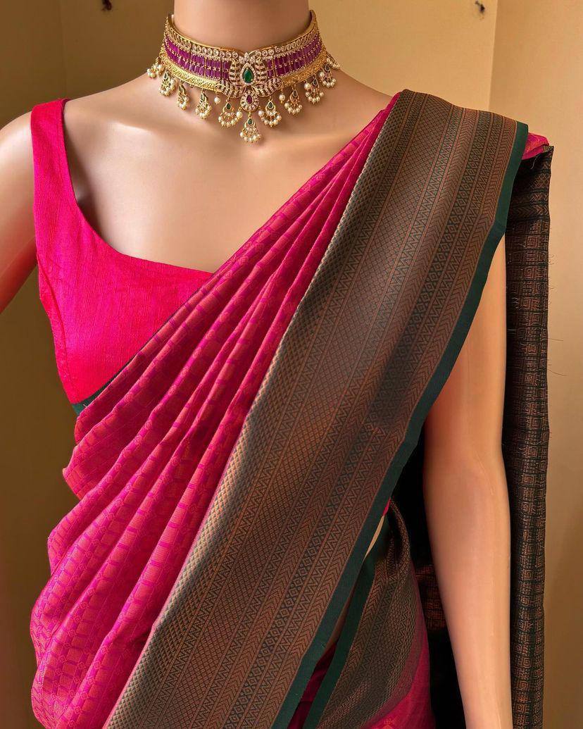 Traditional Wedding Wear Banarasi Saree