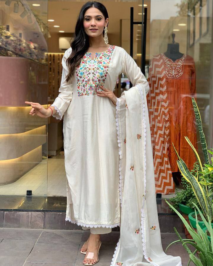 White Chanderi Silk Kurta Set With Dupatta