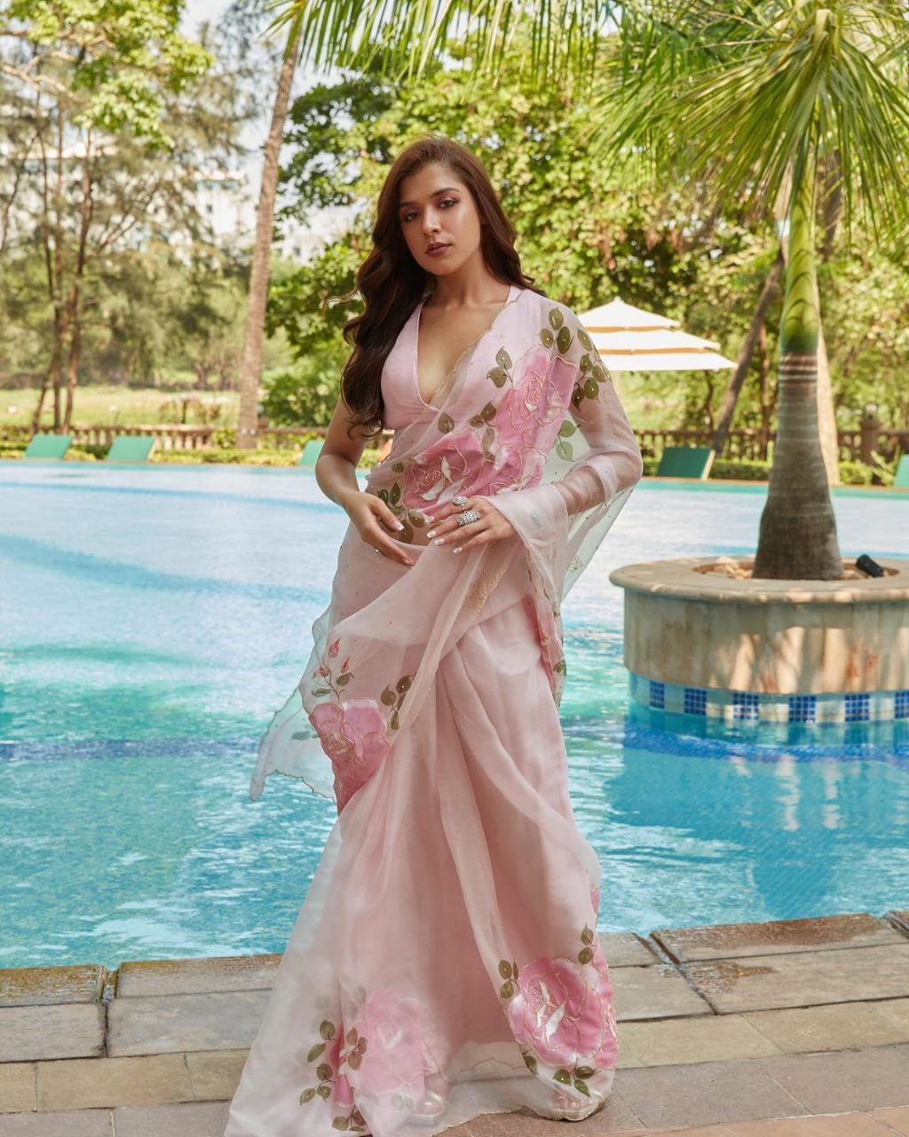 Pink Bollywood Organza Silk Saree With Floral Print