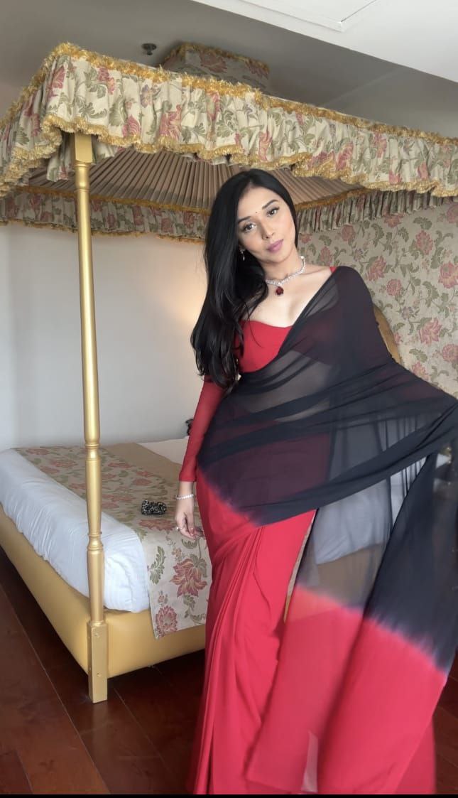 Shop Online Latest Designer Black Sarees For Women|Suta