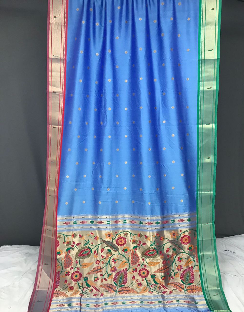 Paithani Saree | Wedding Paithani Saree | Traditional Paithani Saree | Original Paithani Saree | Marathi Paithani Saree | Maharashtrian Paithani Saree | Paithani Saree Blouse designs | Pink Paithani Saree | Golden Paithani Silk Saree